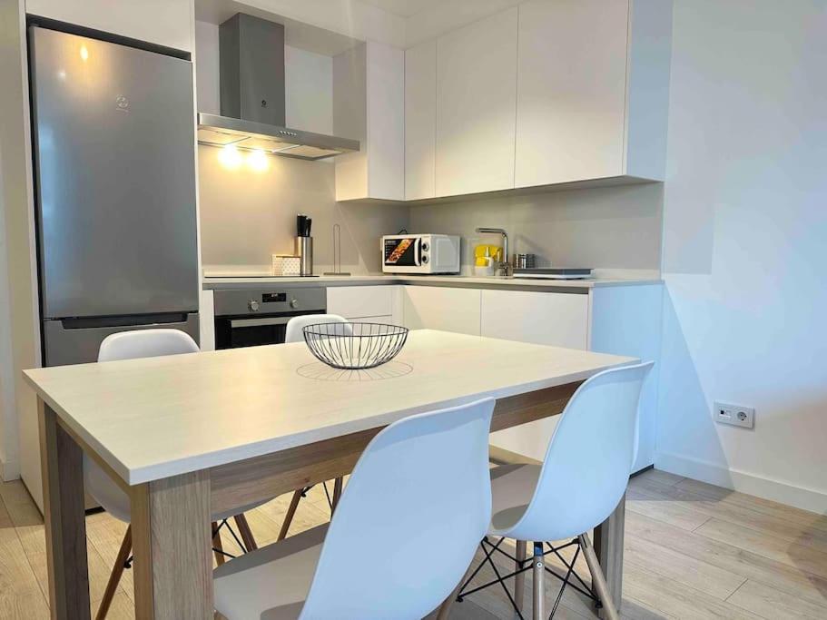 New Port, Free Parking Ybh 5A Apartman Vigo Kültér fotó