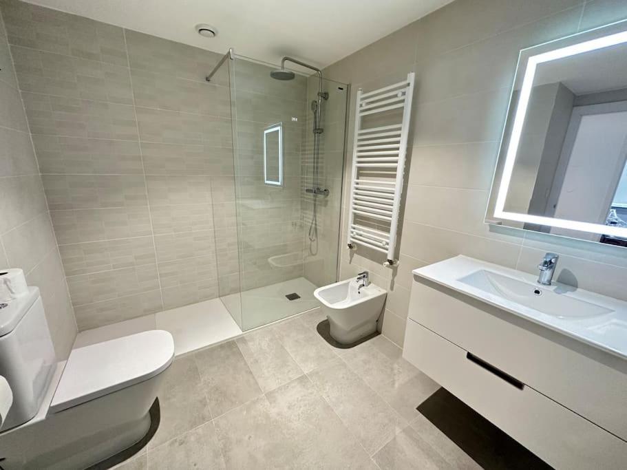 New Port, Free Parking Ybh 5A Apartman Vigo Kültér fotó